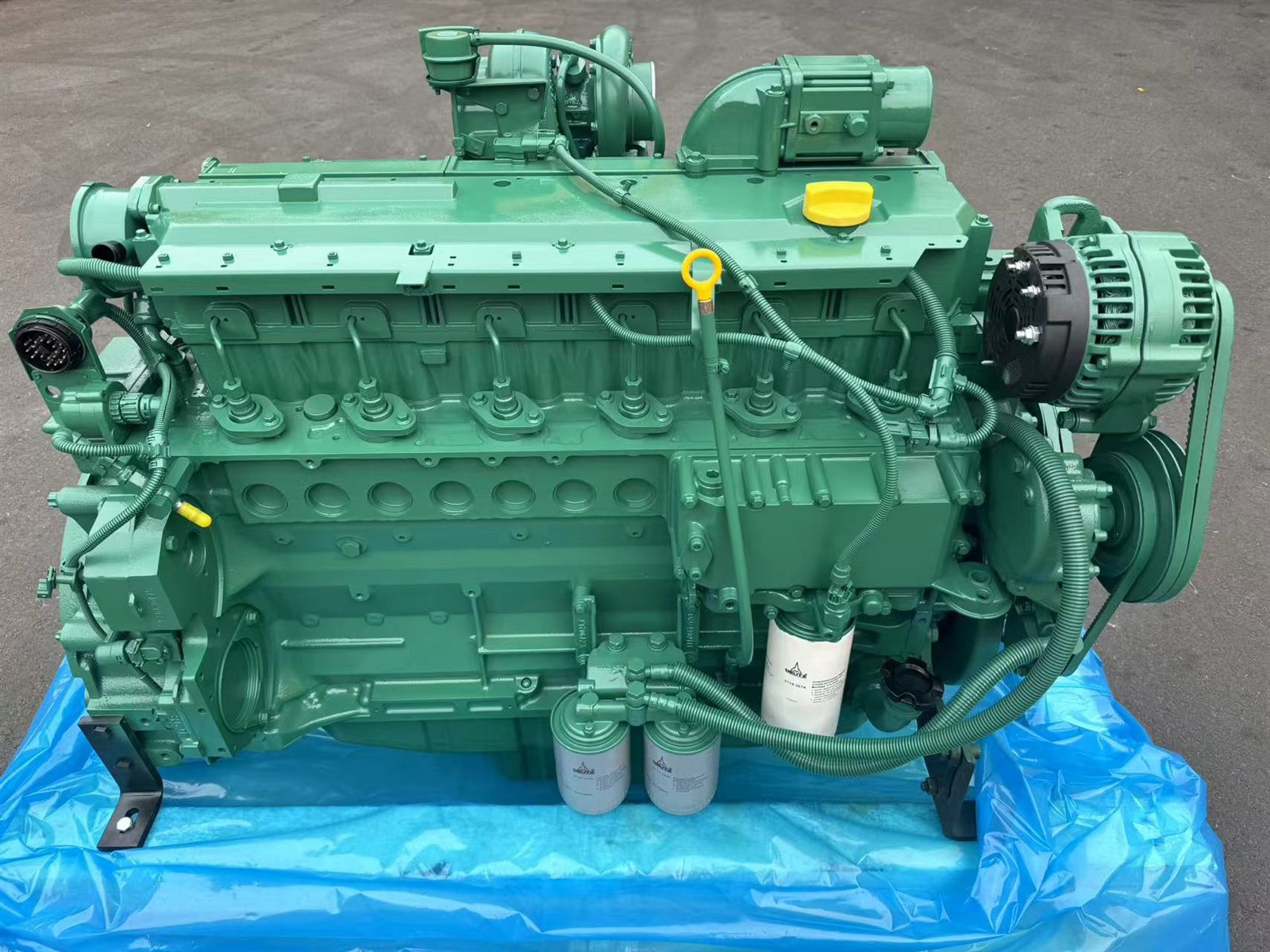 Volvo penta TAD720VE engine 1 Volvo penta TAD720VE engine 1