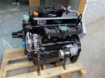Yanmar 4TNV98 Diesel Engine