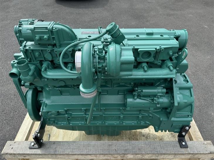 Volvo penta TAD720VE engine (2)