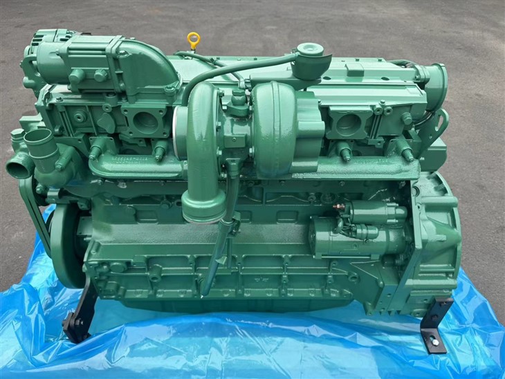 Volvo penta TAD720VE engine (4)